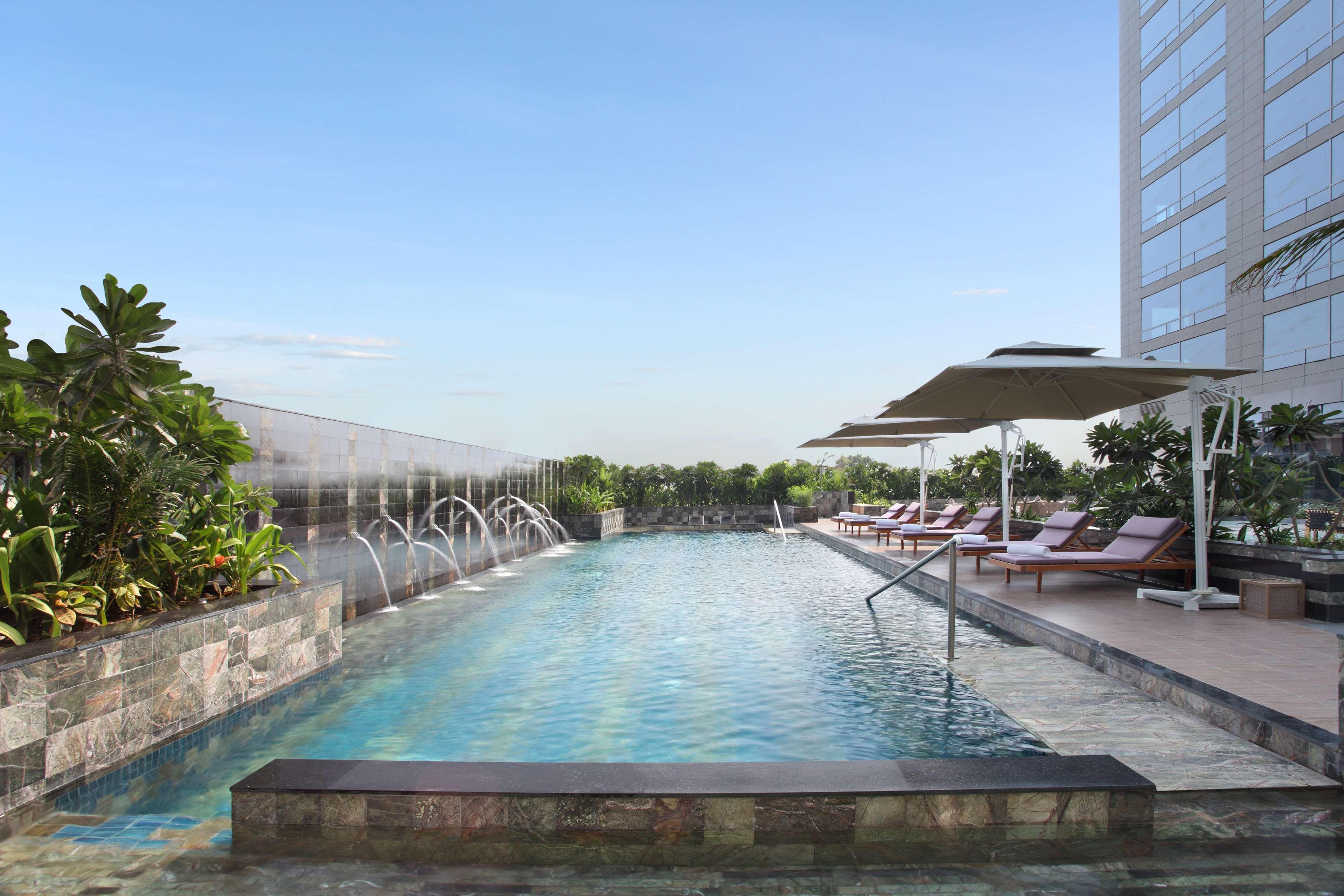 Hyatt Regency Ahmedabad Hotel Bagian luar foto The Park, Hyderabad